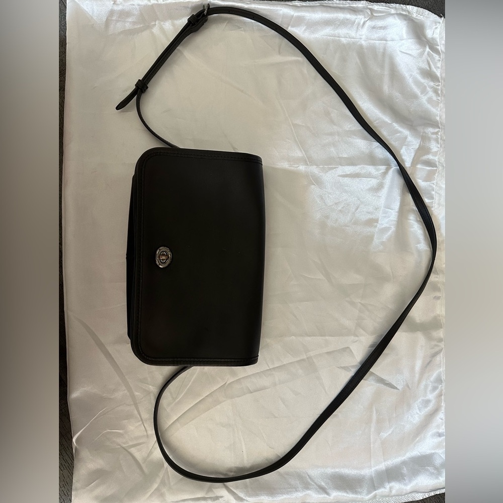 Penny Crossbody
